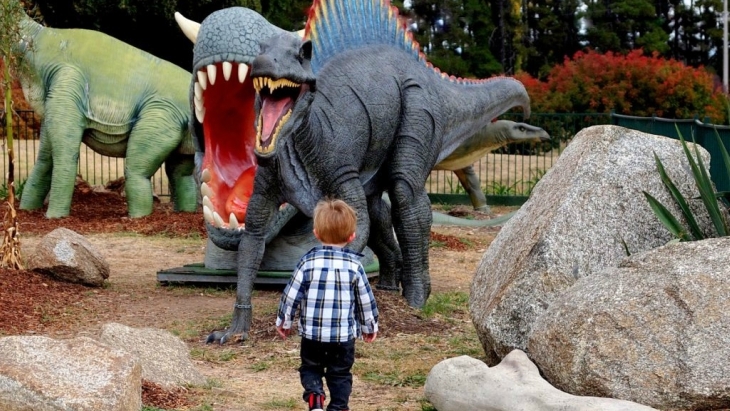 Dinosaur museum canberra