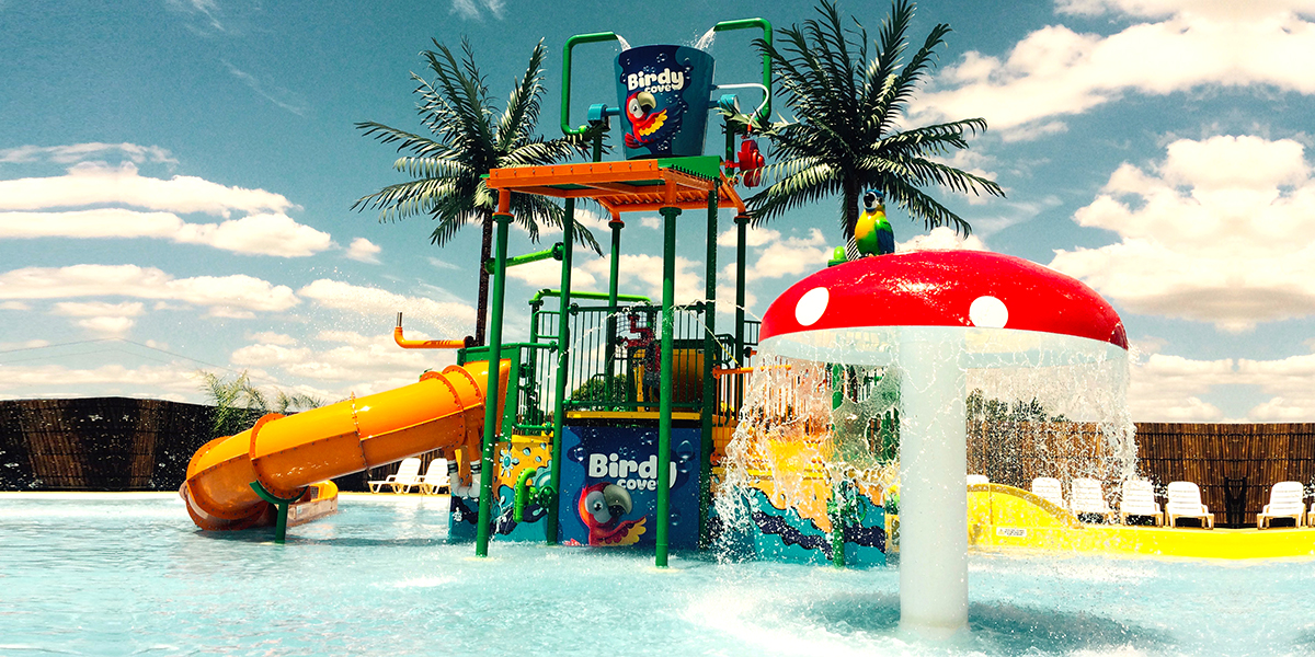 Funfields http://www.funfields.com.au/rides/birdy-cove-waterplay