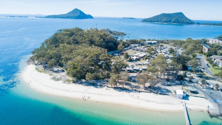 Dog-friendly camping Nelson Bay