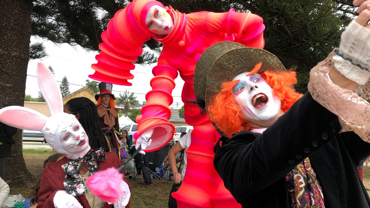 Dance Circus offers unique party entertainment including dance, acrobatics, clown doilies, jelleyfish and stilt walking acts!