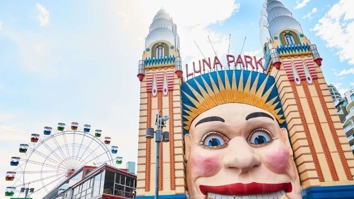 Luna Park Countdown Carnivale
