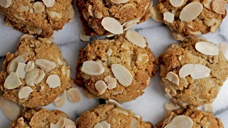 Gluten-free ANZAC biscuits