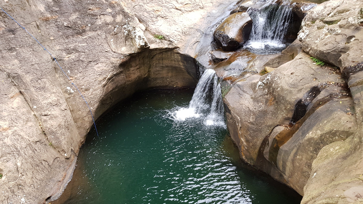 Jump Rock Macquarie Pass