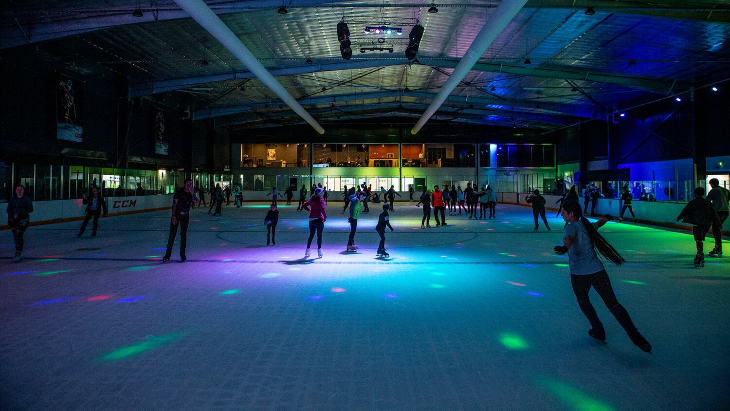 Ice skating in Melbourne - iceHQ 