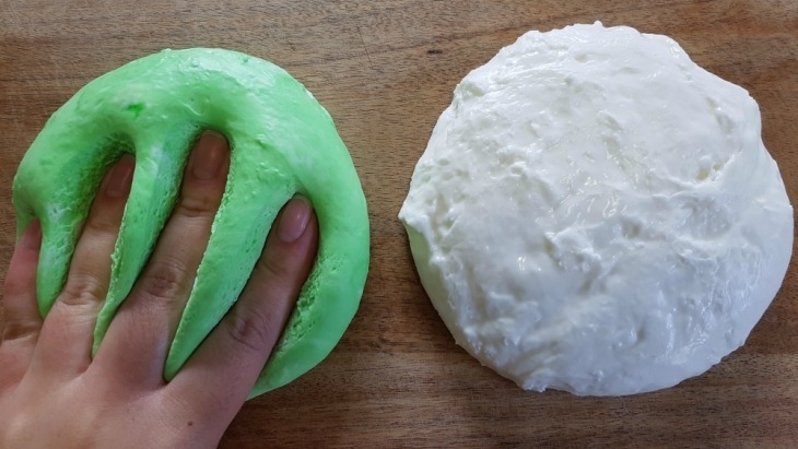 Easy science experiment with putty