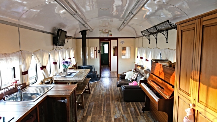 Ba Mack Train Carriage