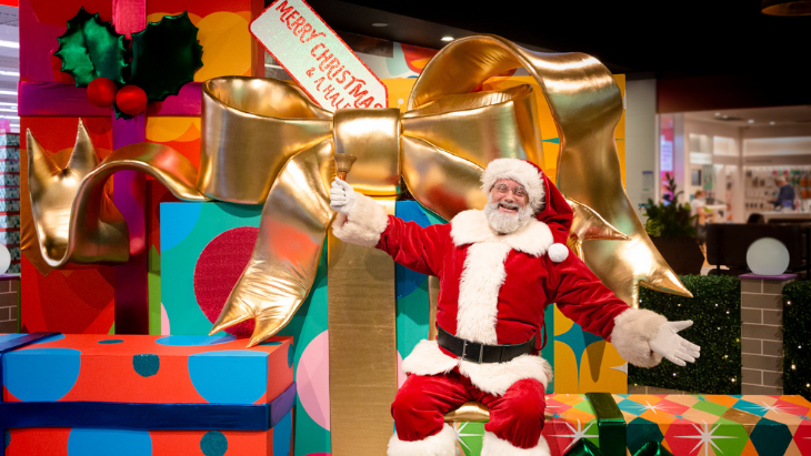 Santa Photos At Broadway Sydney