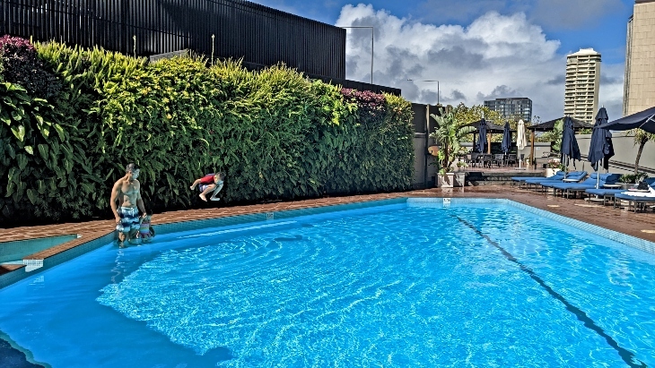 Four Seasons Hotel Sydney Pool