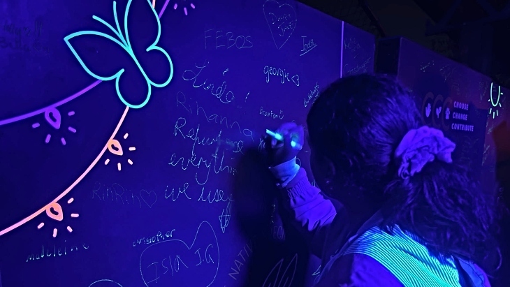 GLOW at Sydney Zoo Review Pledge