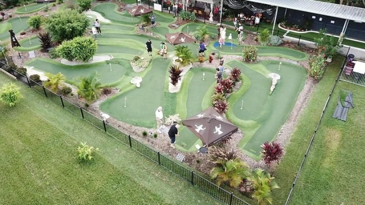 Mt Gravatt Mini Golf