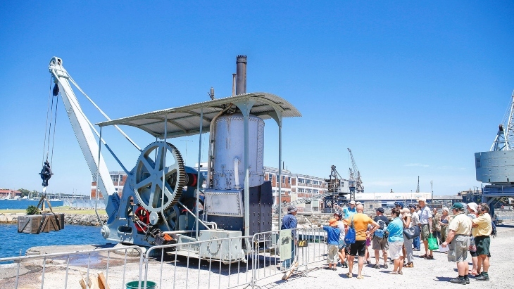 Cockatoo Island Crane Demo