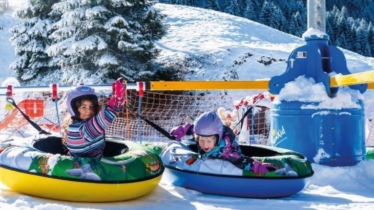 Tips for taking kids to the snow for the first time