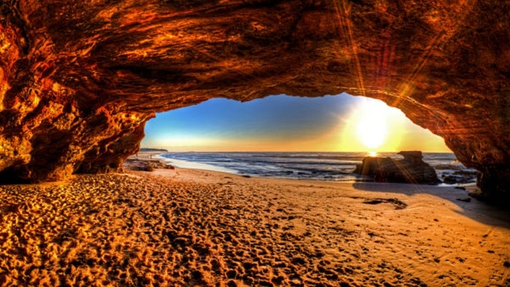 Caves near Sydney