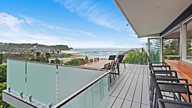 Beach Retreats: Avoca Blue Beach House