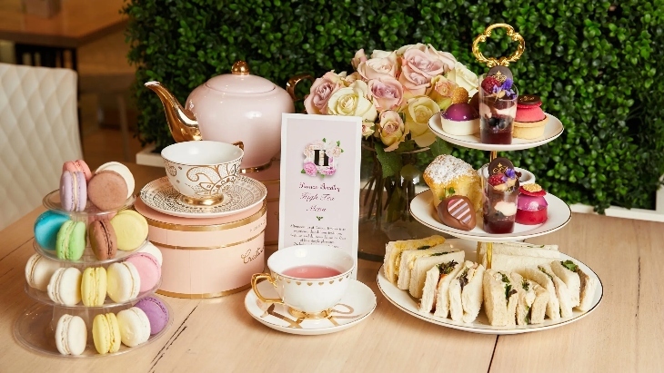 Afternoon Tea at Damon Bradley