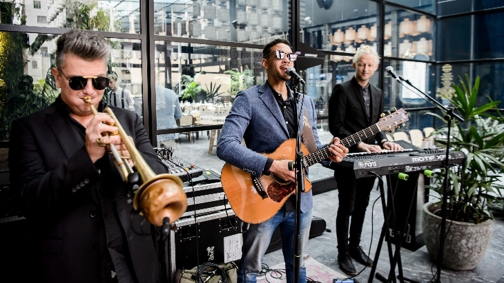 Restaurants with live music in Sydney