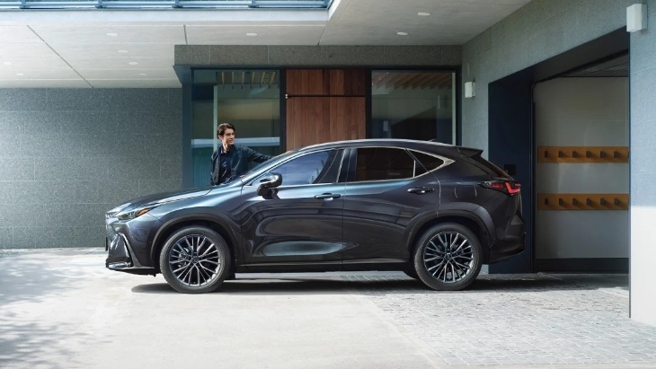 Lexus NX