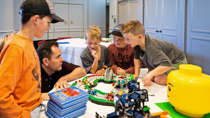 Holiday Inn x LEGO® Masters