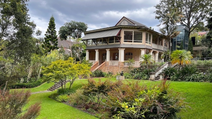 Blackburn Gardens
