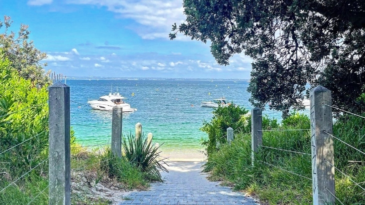 Yarra Bay