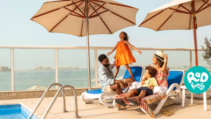 Radisson on Flagstaff Gardens family package