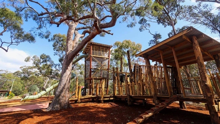 Oatley Park Playground
