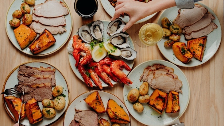 Harvest Christmas Buffet