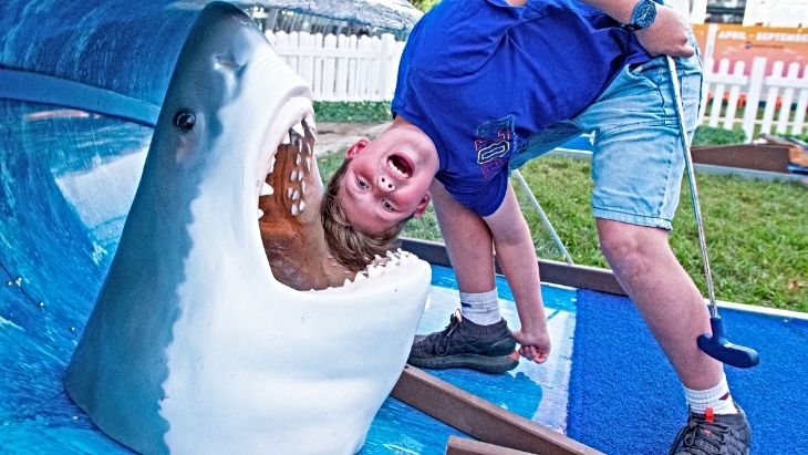 Straya Mania mini-golf course