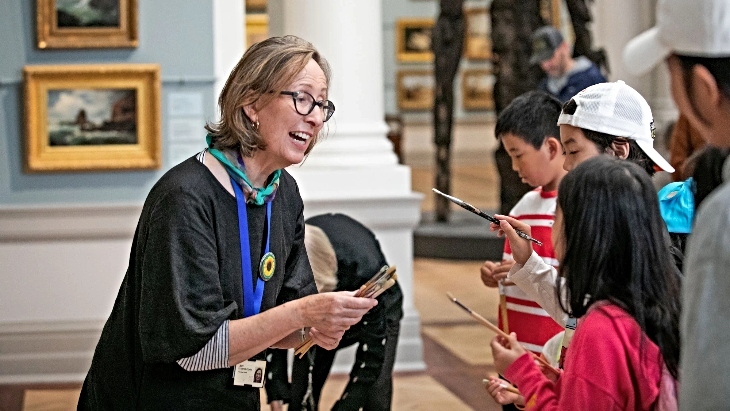 AGNSW Roving Art Tour