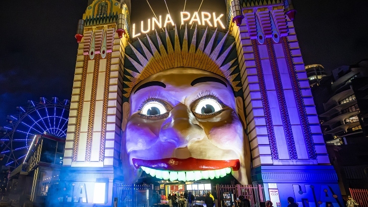 Luna Park In The Dark