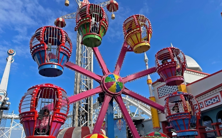 Luna Park Melbourne carousel