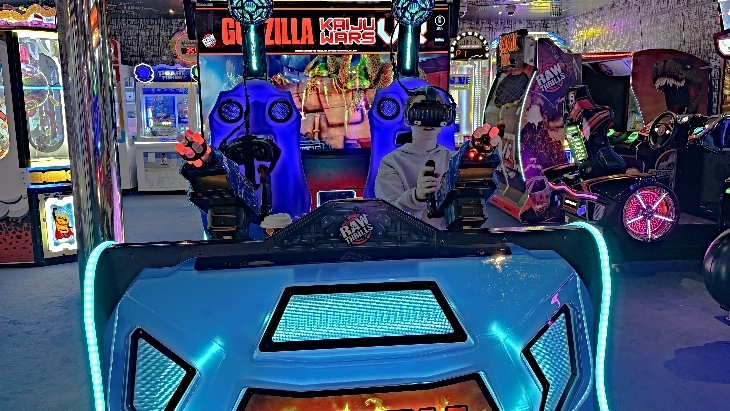 arcade room on Carnival Splendour