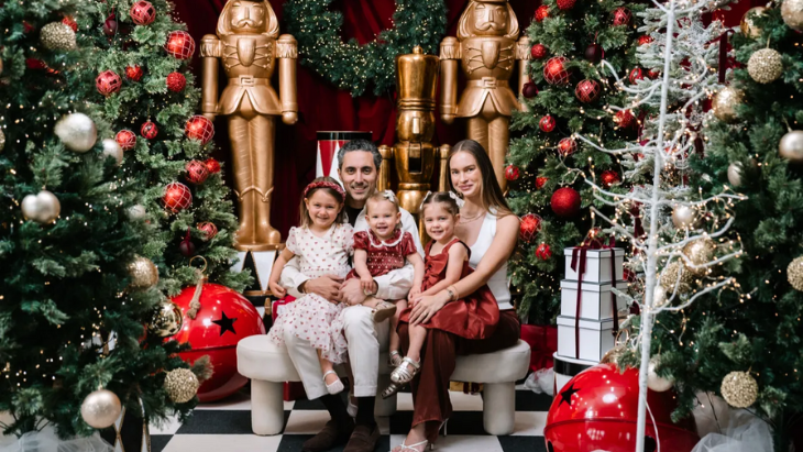 Siempre Studio Christmas portraits