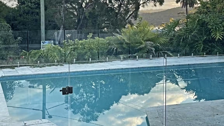 Lakeside Tropics, North Narrabeen