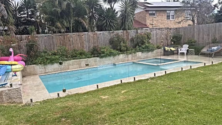 Resort-style Mineral Pool in Belrose