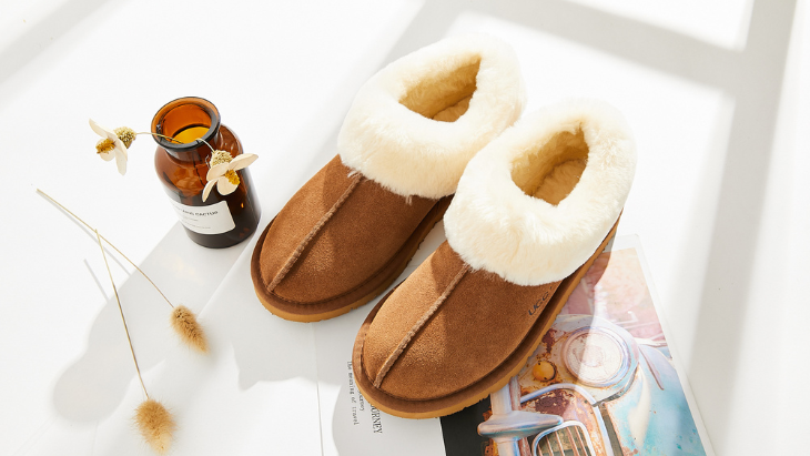 UGG Express Slippers