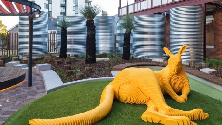 Kangaroo statue at Marrickville Library