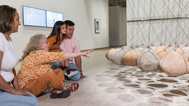 A guided tour at the Art Gallery of New South Wales