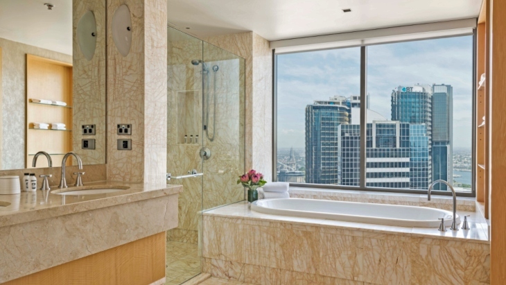 Amora Hotel Sydney Bathroom
