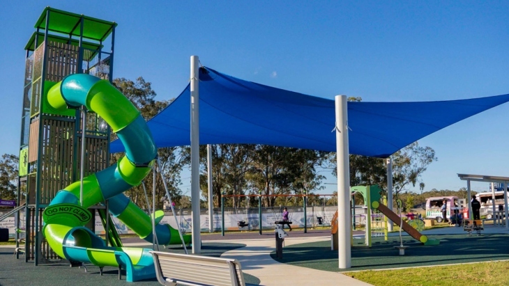 Local Park 22 Austral