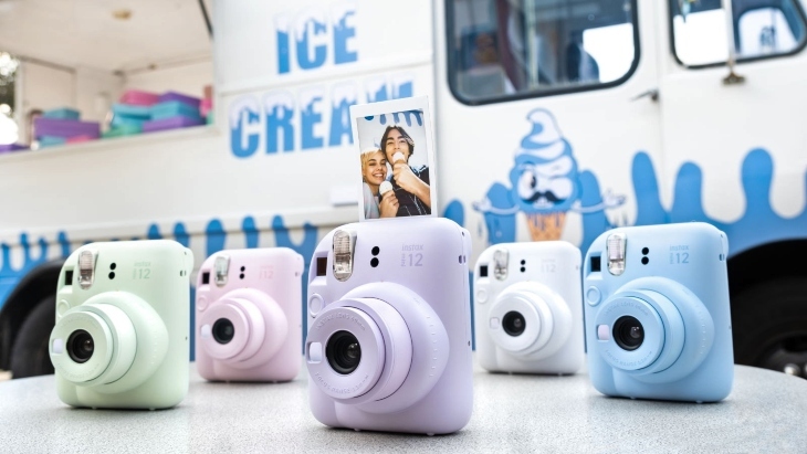 Fujifilm Instax Mini 12 Instant Camera