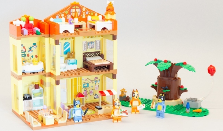 LEGO Bluey Family House