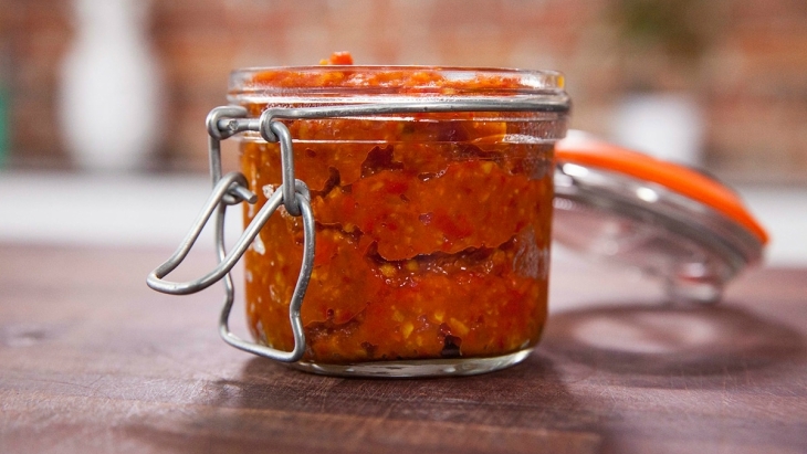 Make Your Own Gifts In A Jar This Christmas | ellaslist
