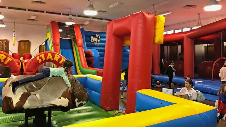 Cool Cats Indoor Birthday Parties