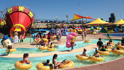 6 of the best ways to enjoy wet n wild with under 5s 426x240