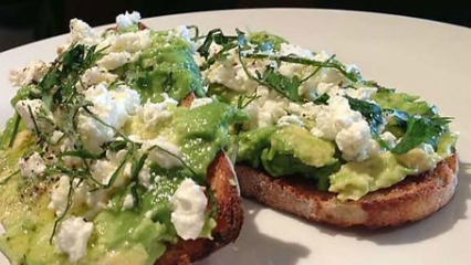 Smashed avocado thumb1 0