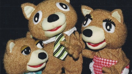 160525 puppeteria julyhols 426x240
