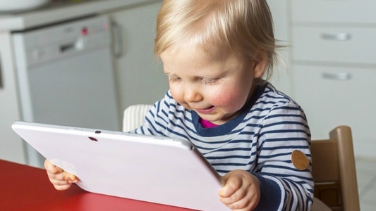 Screen time toddlers dangers