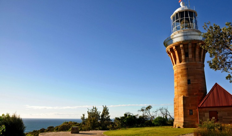 Family Day Trips from Sydney - Palm Beach Lighthouse