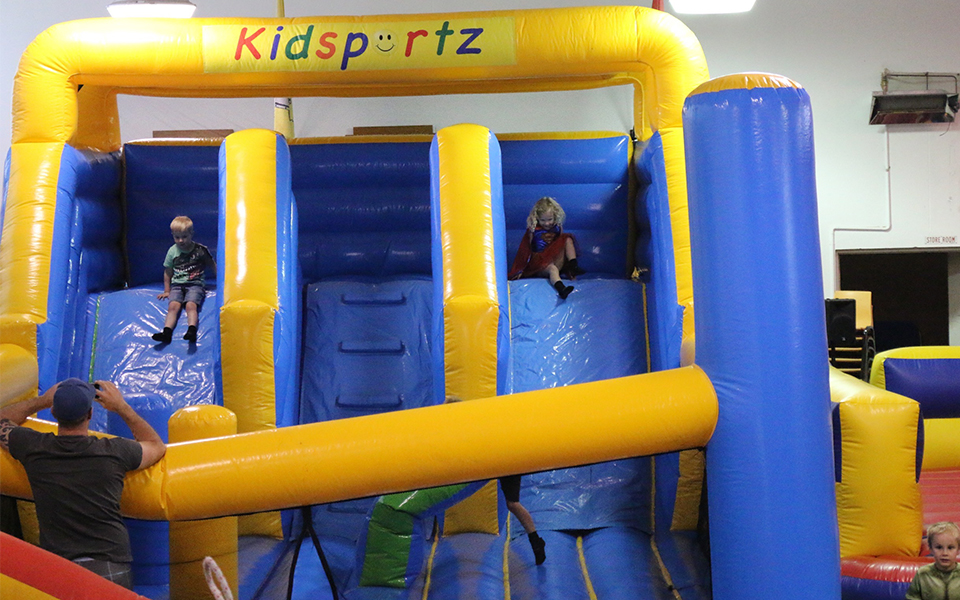 Cool Cats Indoor Birthday Party Venue Randwick - Slides 960x500